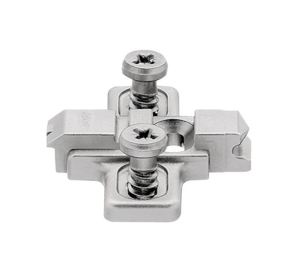 BLUM CLIP křížová mont.podložka, předm.systém.šrouby,VN:pozdl.otvor,odst.0mm